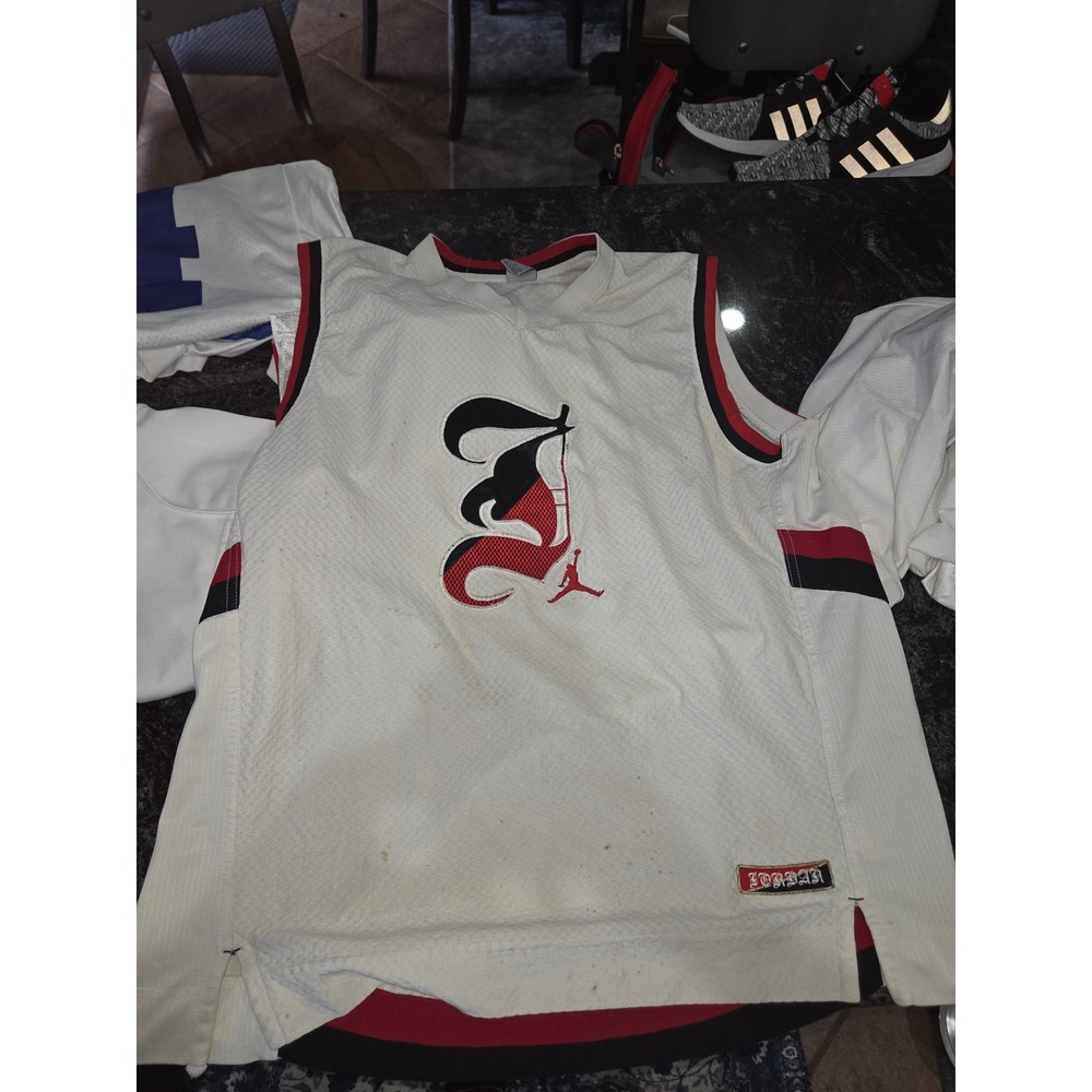 Vintage Jordan 23 Sleeveless Basketball Jersey White Red Black Men's XL EUC Read